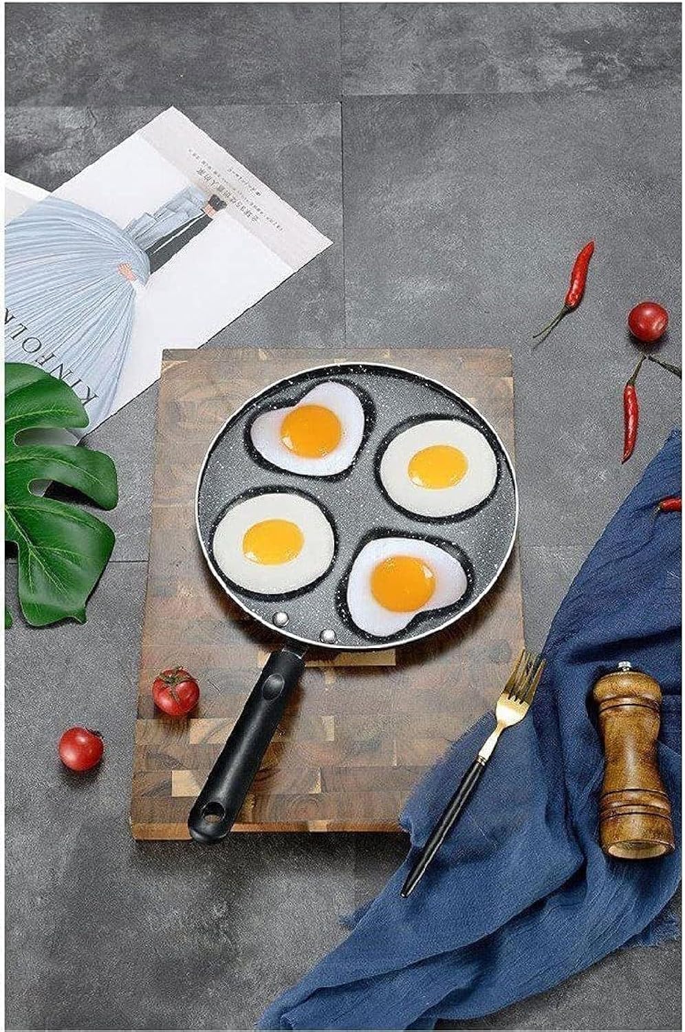 GENERIC PRIME SHOP - Heart-Shaped Non-Stick Egg Frying Pan, 4 Egg Capacity, Black with White Spots