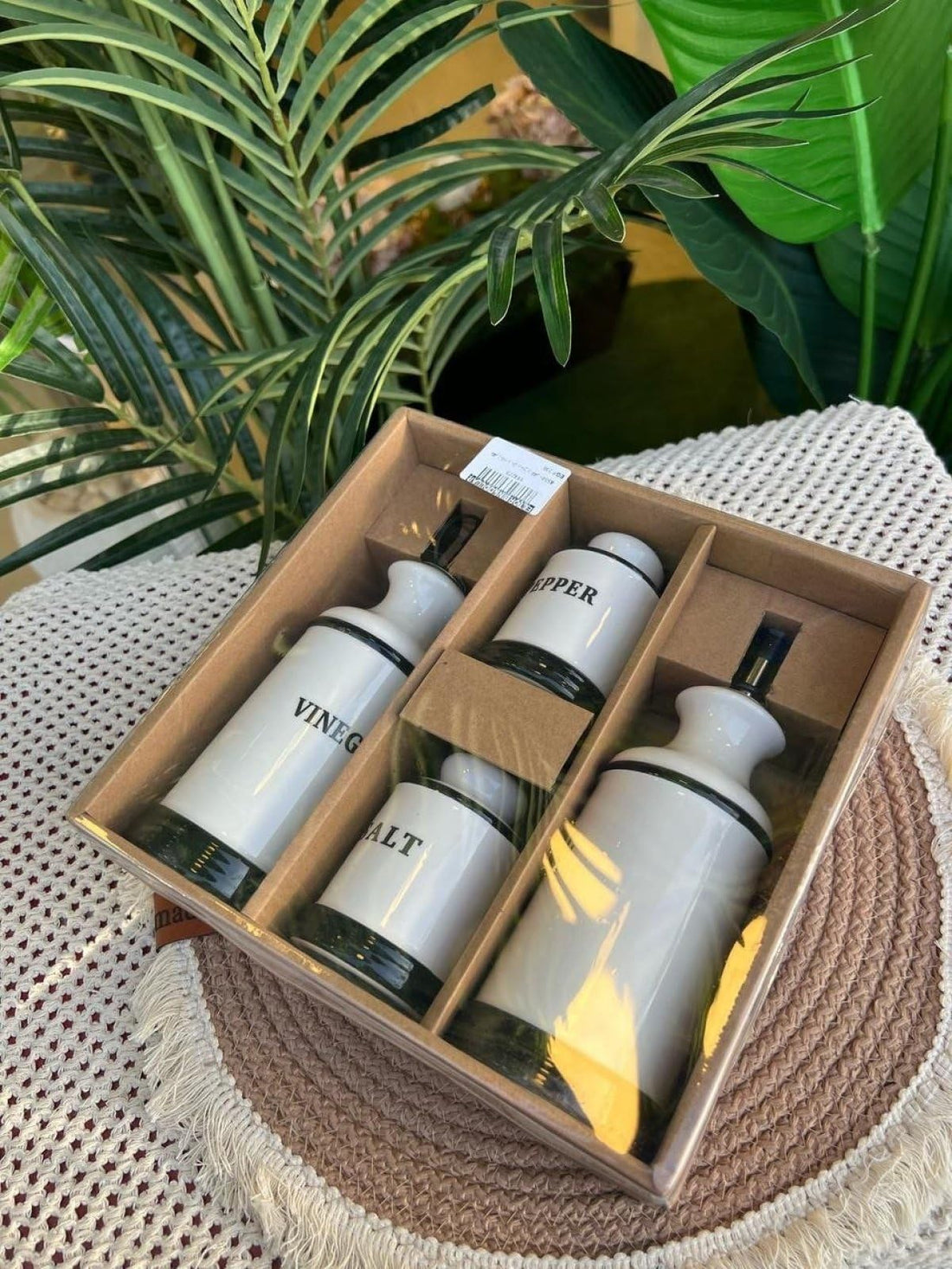 Dollar Import Porcelain Oil Set 4 Pieces TDH-3896-12