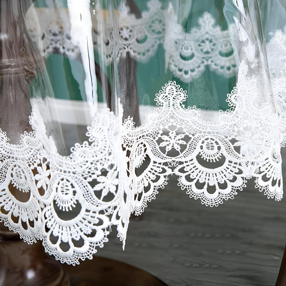 Clear Plastic Tablecloth Rectangle Tablecloth Waterproof Oilproof Disposable Table Cover Stunning Lace Design Perfect for Kitchen Wedding Party Decoration (Transparent White, 140 * 220cm)