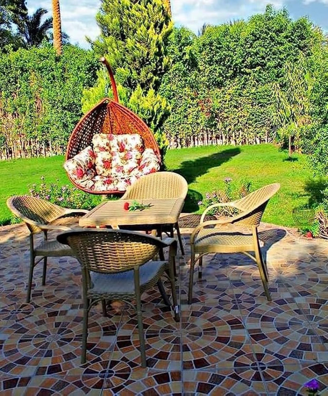 Queen Set of 4 Chair Home Garden Table and Conc Table Beige