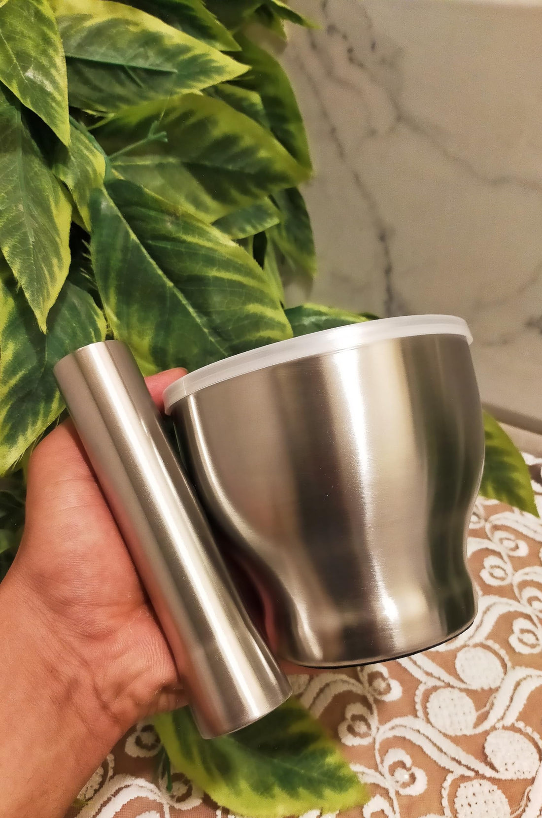 18/10 Stainless Steel Garlic Mortar for Grinding Spices & Herbs Crushing - Stainless Handle - Rubber Base to Prevent Slip and Sealed Lid