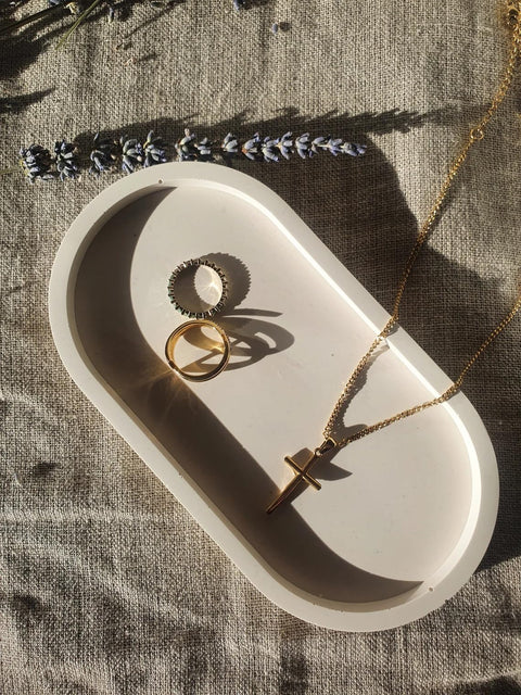 Handmade Concrete Trinket Tray | Jewellary Organizer Tray | Aesthetic Decor Tray | Candle Holder Tray | Minimalist Display Home decor Tray. (Oval)