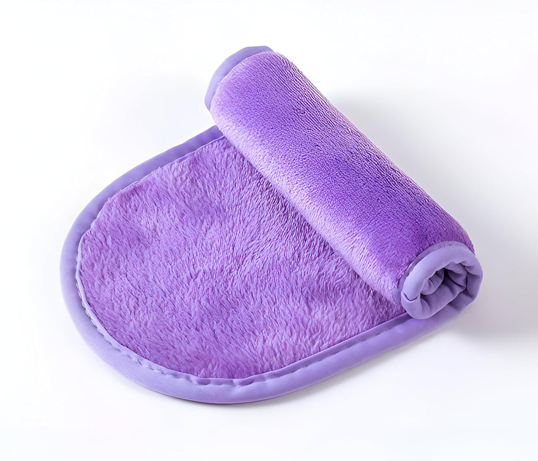 Facial Towel - Ultra Soft Microfiber Cleansing Cloth for Gentle Makeup Removal, Reusable Beauty Tool Ideal for Skincare Routine, Lightweight and Skin Friendly Fabric Care Essential (purple)