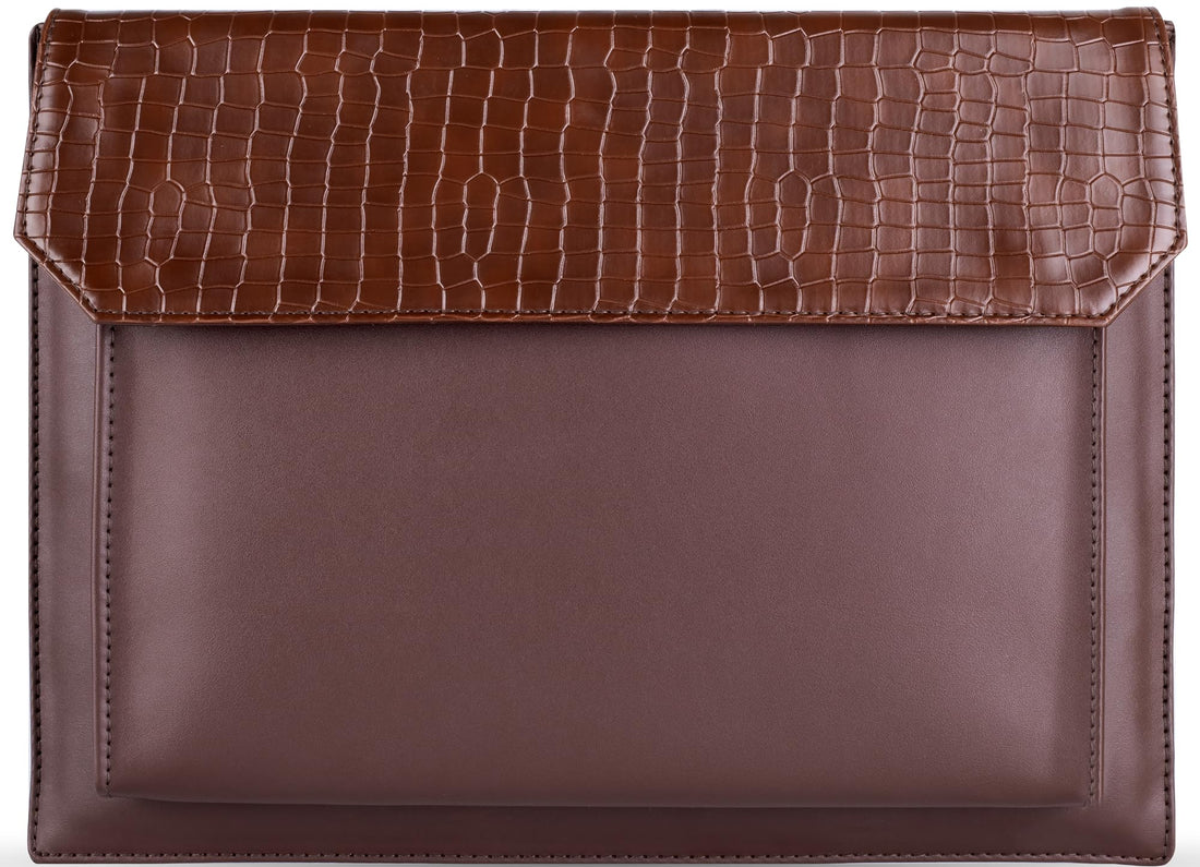 Dipelle™ Laptop Sleeve – Compatible with MacBook Air/Pro (13-13.3 inch), MacBook Pro 14 inch (M3 A2918 A2992, M2 A2779 A2442, M1) – Crocodile Grain PU Leather Flap Case Bag (Brown, 13.3)