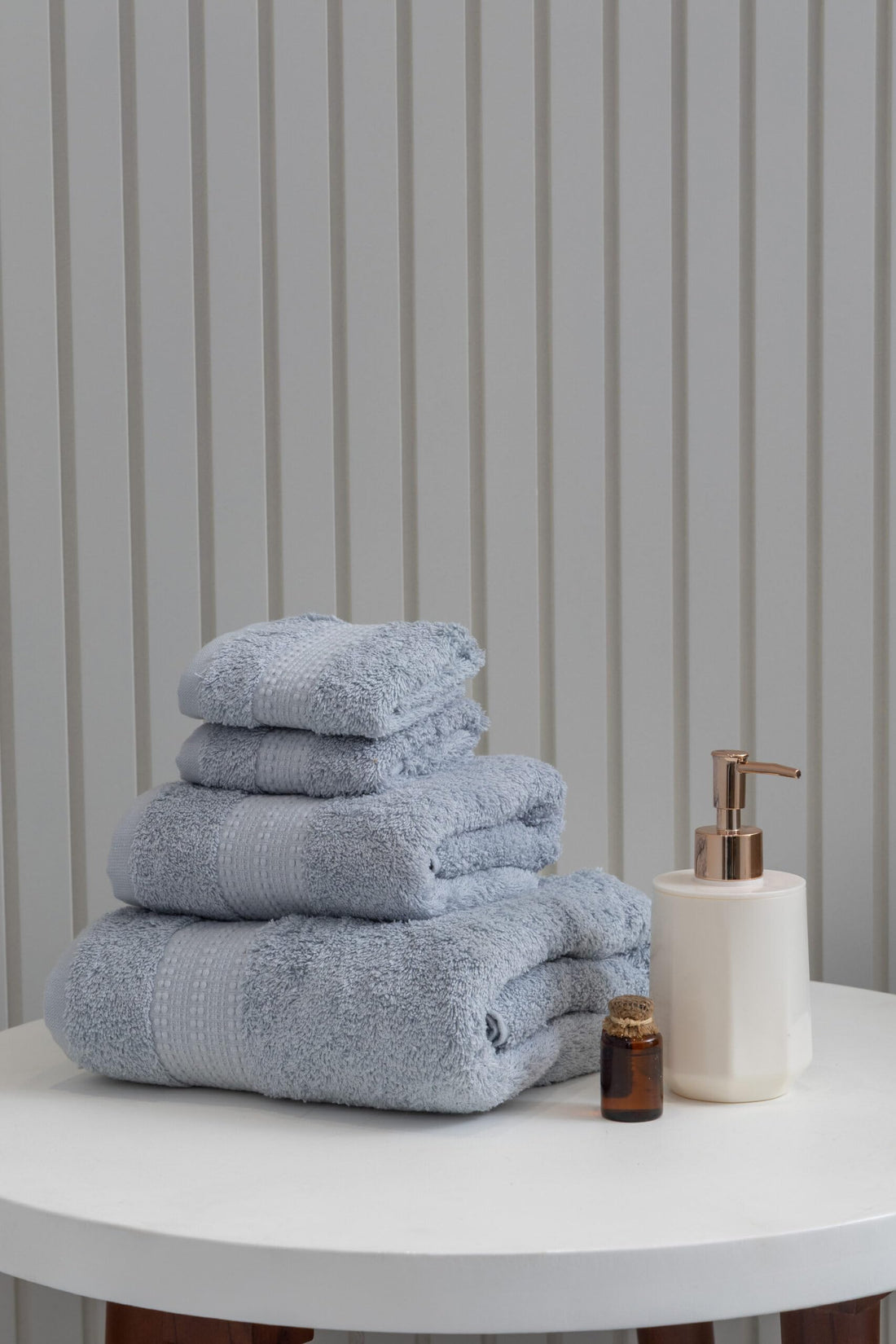 nit - Grey Dawn Towel Set -Solid (650 GSM) 100% Egyptian Cotton