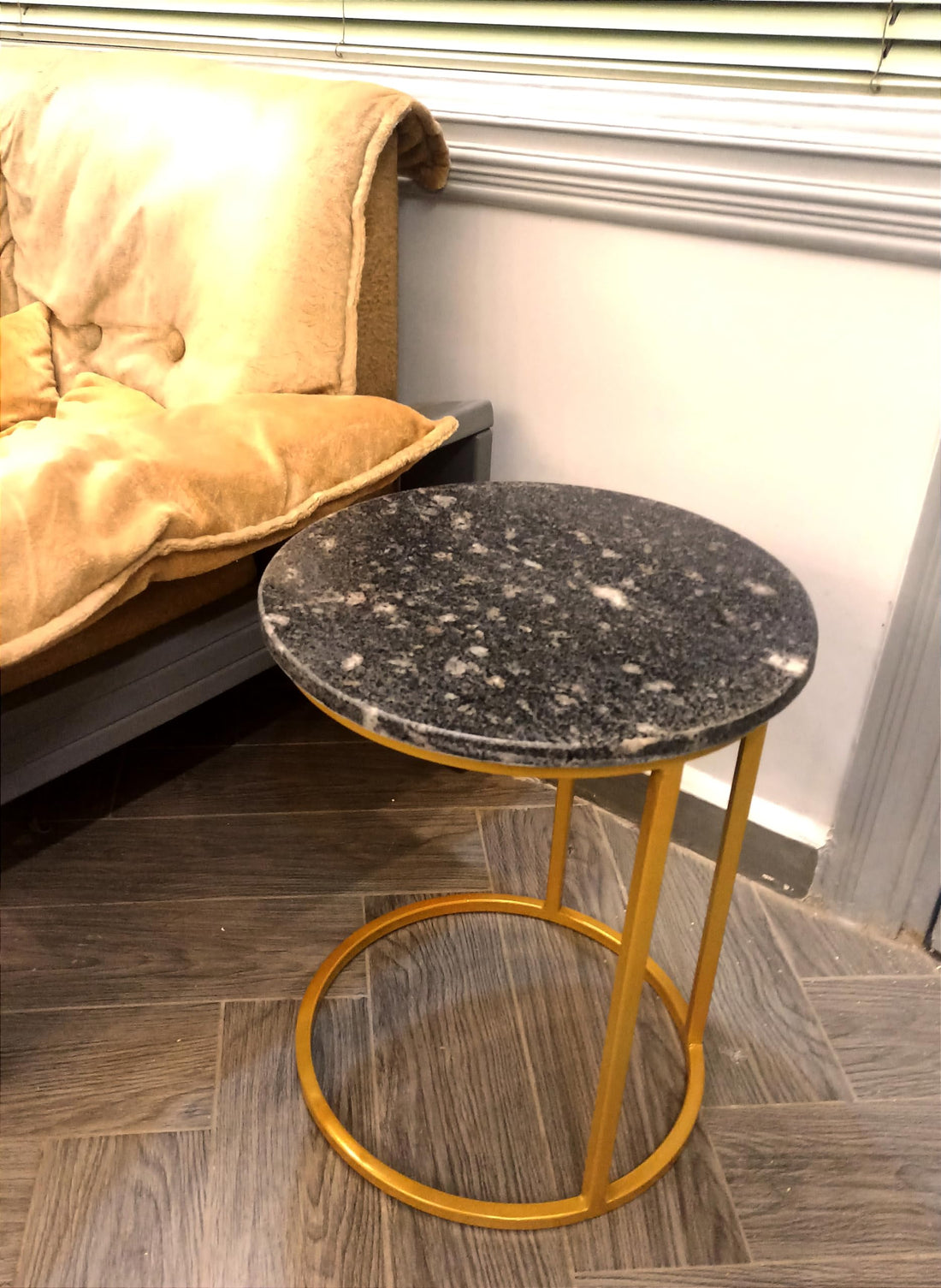 End/Side Coffee Table Trio Shape - GoldMetal - Modern Furniture (Gold Metal) (Black Marble Top) 40 * 40 * 55 CM
