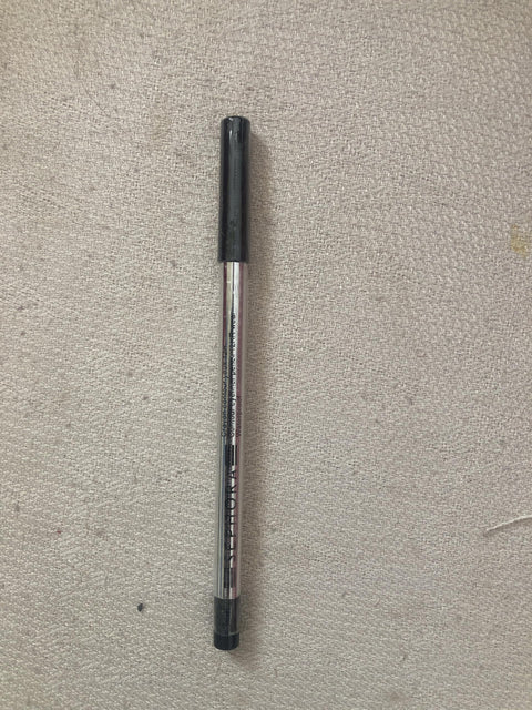 1PCS EYELINER PIENCIL 12 HR WEAR WATERPRROF and Long Lasting Eyeliner Smooth and Creamy Formula Eye Makeup Colour BLACK -Soft & Creamy