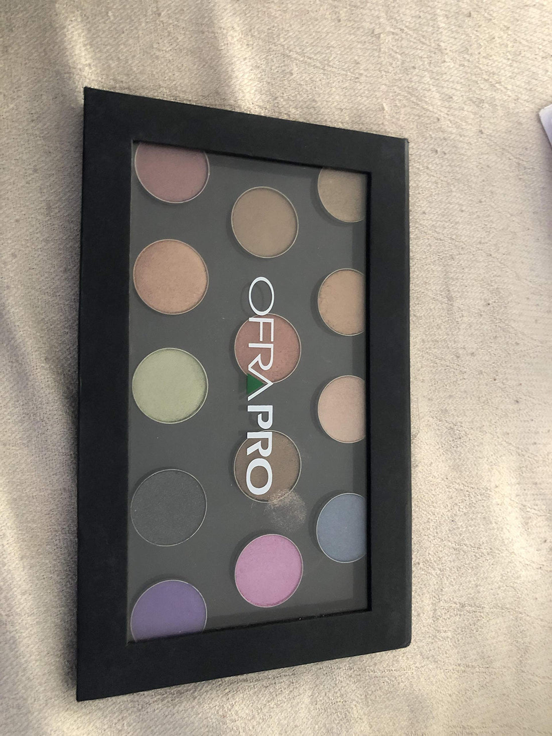 Eyeshadow pallet diamonds are forever